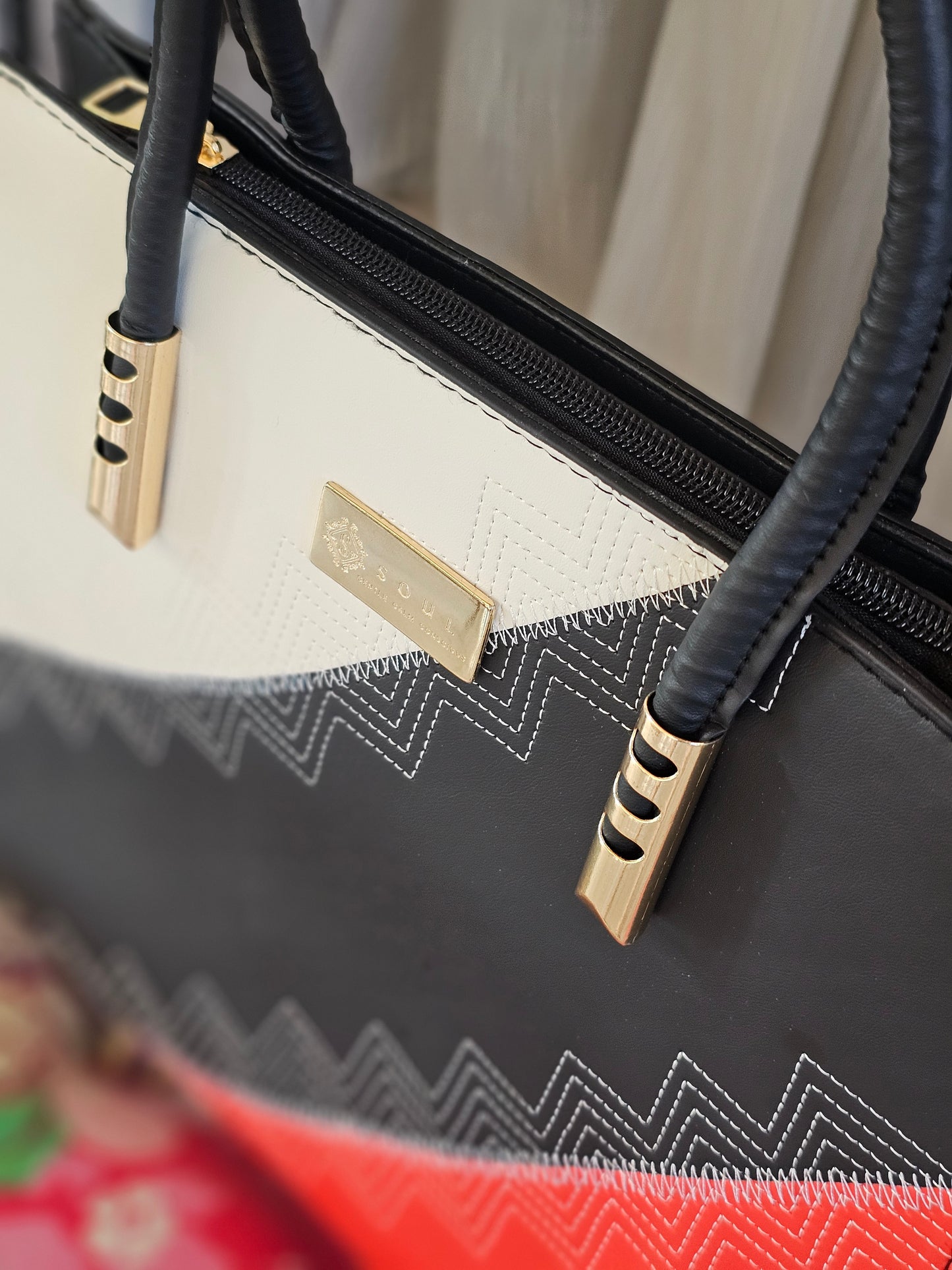 Soul Γυναικεία Τσάντα Rational Μαύρο με Λευκό και Κόκκινο 231107